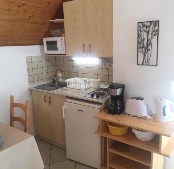 Studio Standard z Balkonem, Lucky Villa