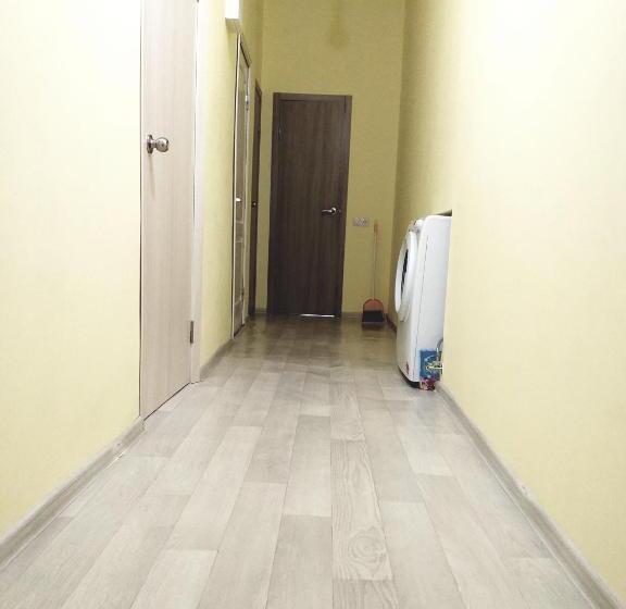 استودیوی لوکس, Old Odessa