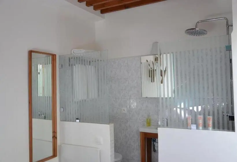اتاق استاندارد, Riad Louane