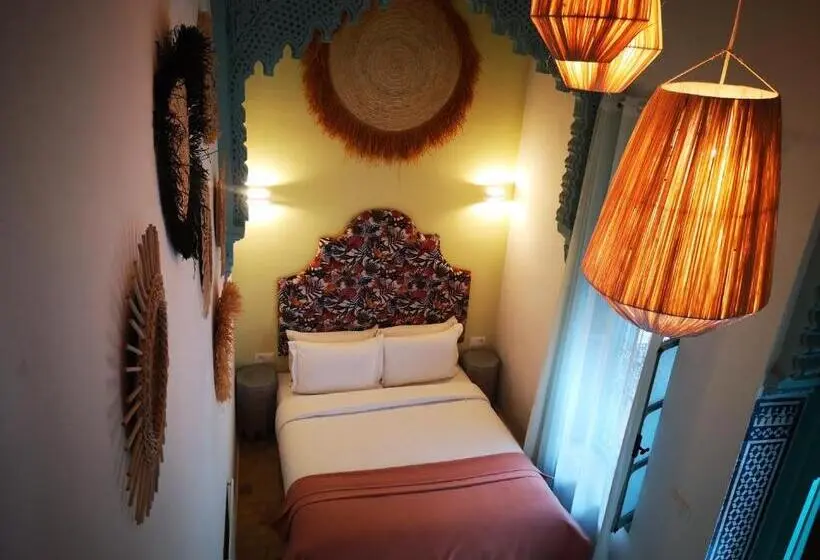 اتاق خانوادگی, Riad Louane