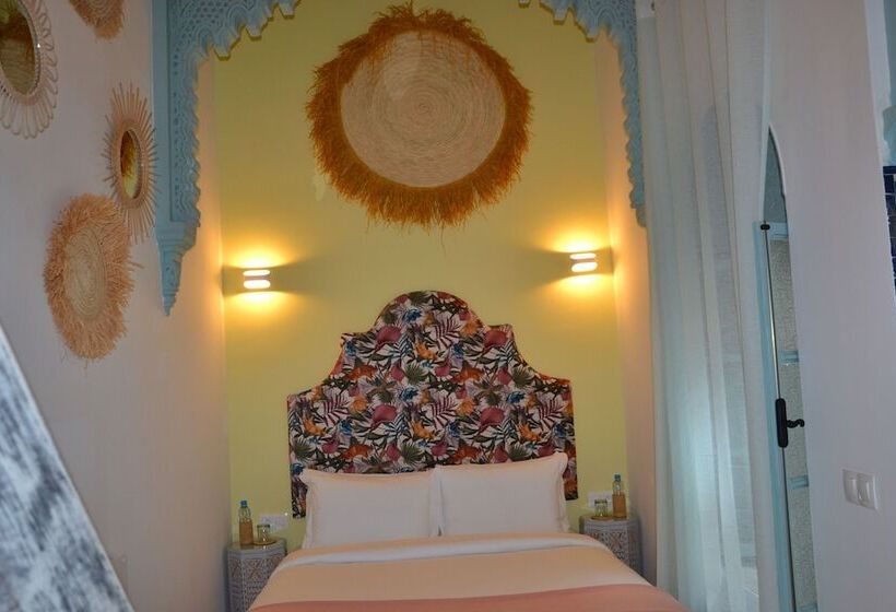 اتاق خانوادگی, Riad Louane