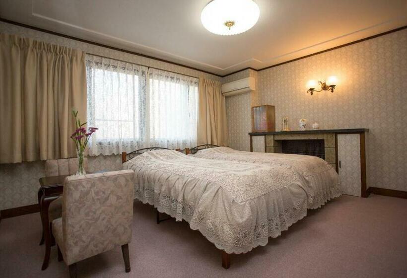 스탠다드 룸, Kyo Obataya