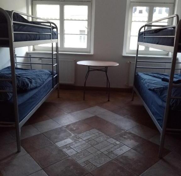 이코노미 트리플 룸, Apartmany Jan Becher