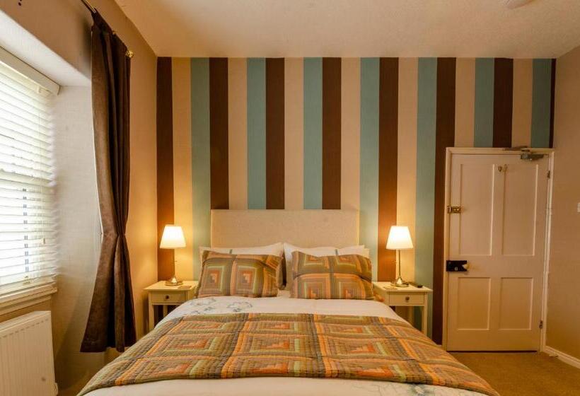 اتاق استاندارد, Pinfold House