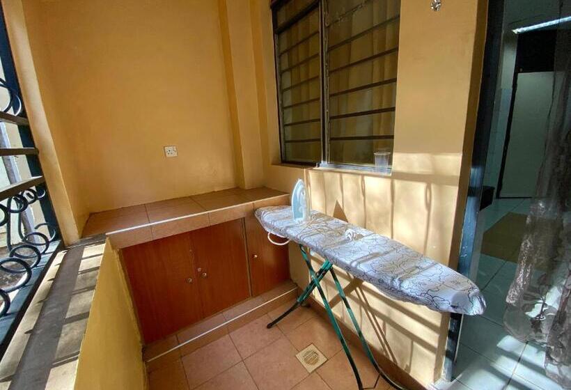 اتاق لوکس, Takdiri Home