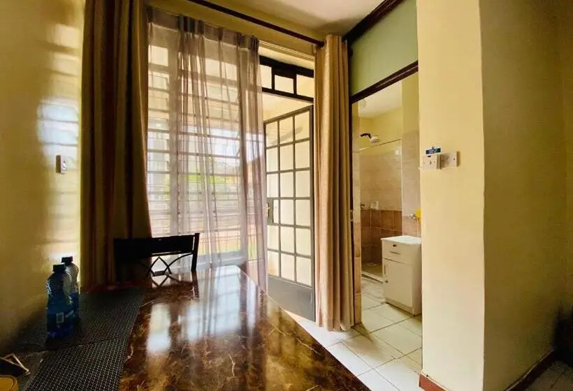 استودیو استاندارد با بالکن, Takdiri Home