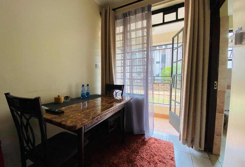 استودیو استاندارد با بالکن, Takdiri Home