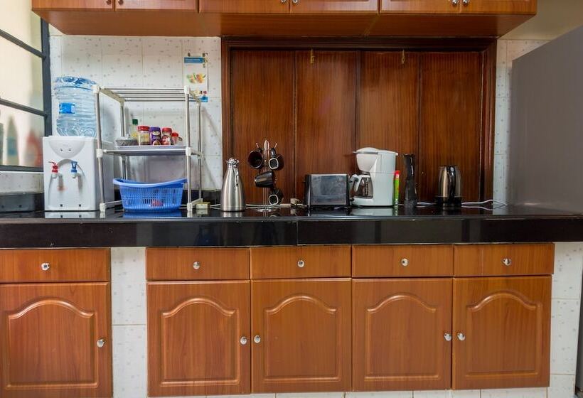 اتاق لوکس, Takdiri Home