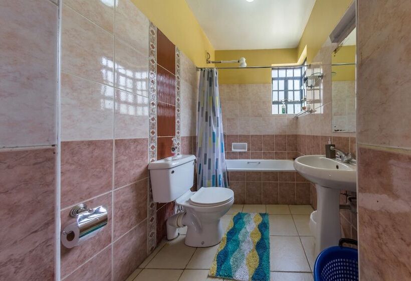 اتاق لوکس, Takdiri Home