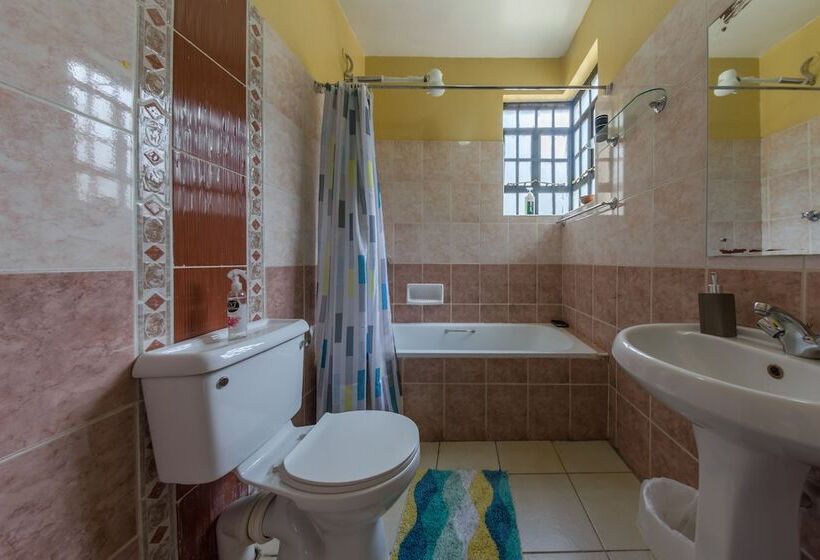 اتاق لوکس, Takdiri Home