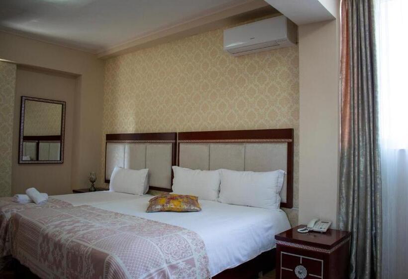 غرفة قياسية ثلاثية, Bocca Hotel Korce