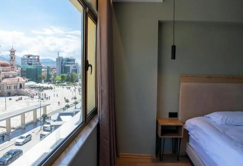キングサイズベッドのスーペリアルーム, Bocca Hotel Korce