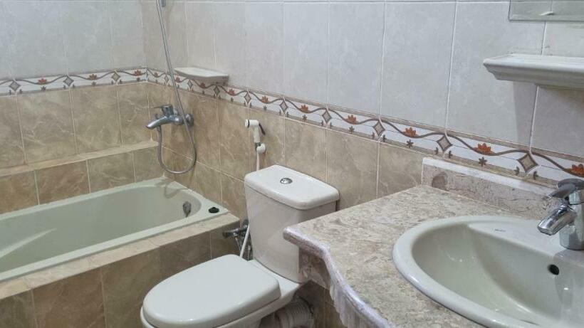 اتاق لوکس با بالکن, Dream Island