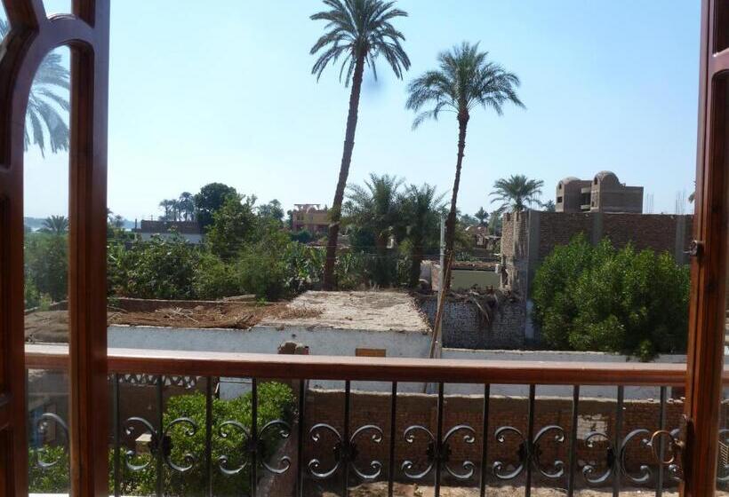 آپارتمان 2 خوابه, Dream Island