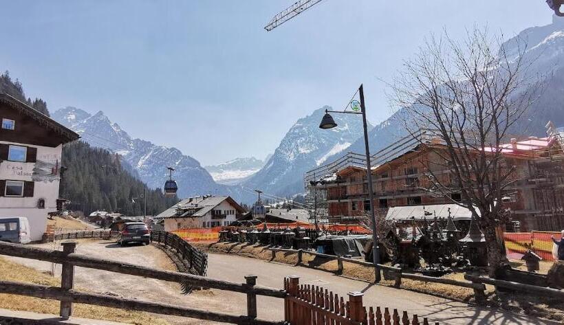 景色の見える一ベッドルームアパートメント, Park Hotel Faloria