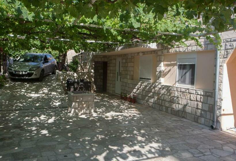 Suite with Terrace, Apartman Miloš