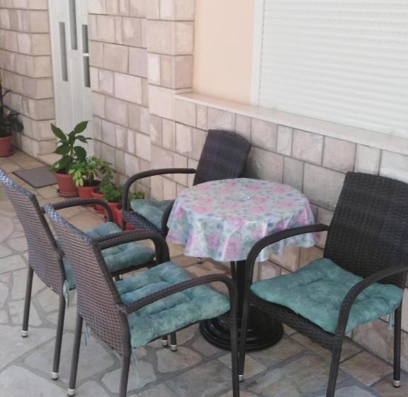 Suite with Terrace, Apartman Miloš