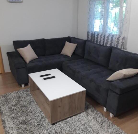 Suite with Terrace, Apartman Miloš