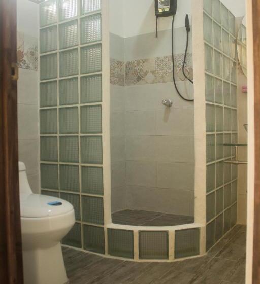 标准间, Casa Tucanes