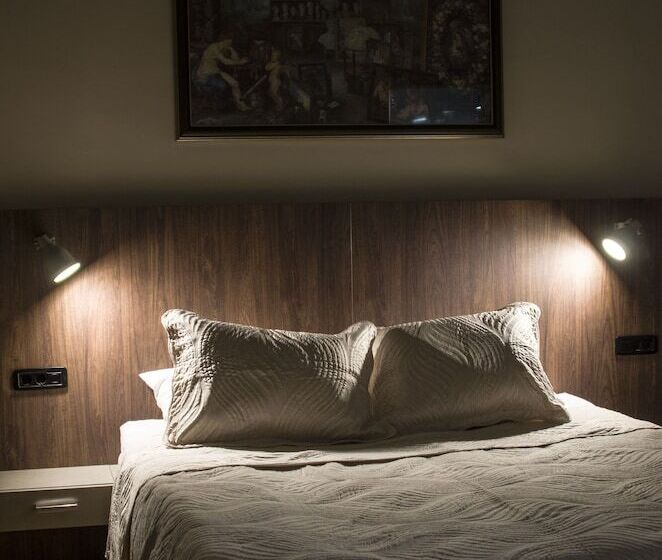 اتاق لوکس, K43 Rooms