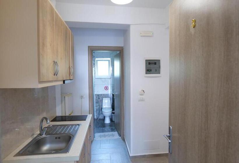 آپارتمان 1 خوابه, Villa Adrian