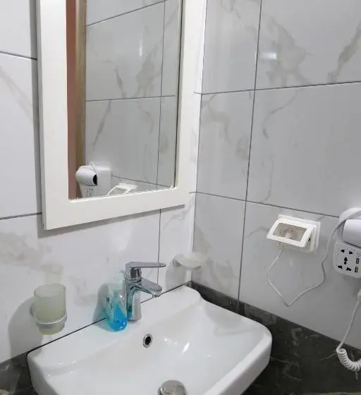 Standard Kolmen Hengen Huone, Villa Adrian