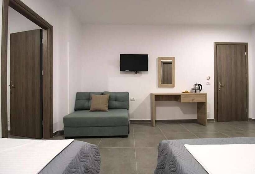 سوییت, Villa Adrian