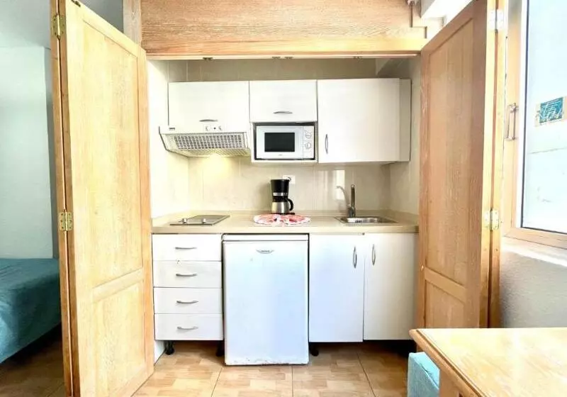 استودیوی استاندارد, Apartamentos Park Plaza