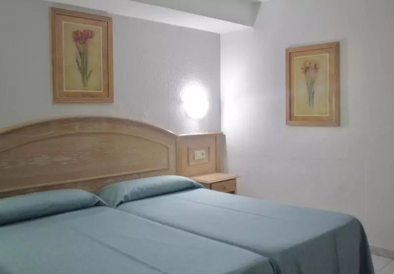 استودیوی استاندارد, Apartamentos Park Plaza