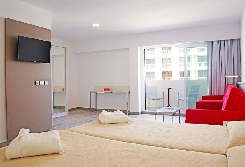 غرفة عائلية, Alexandre Hotel Troya