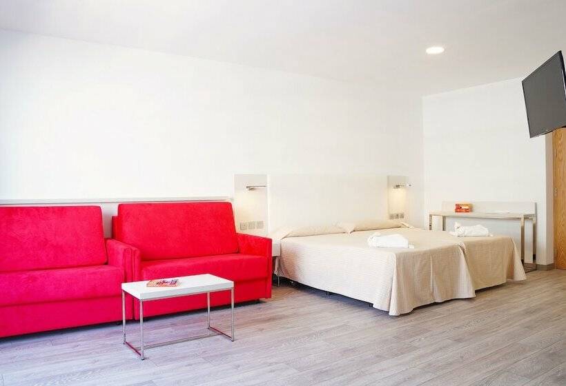 غرفة عائلية, Alexandre Hotel Troya