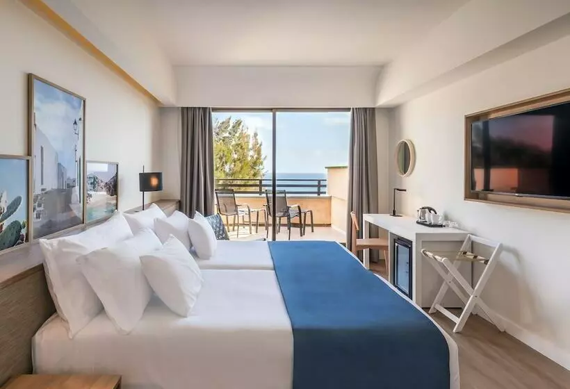 اتاق استاندارد با چشم‌انداز دریا, Barcelo Lanzarote Active Resort