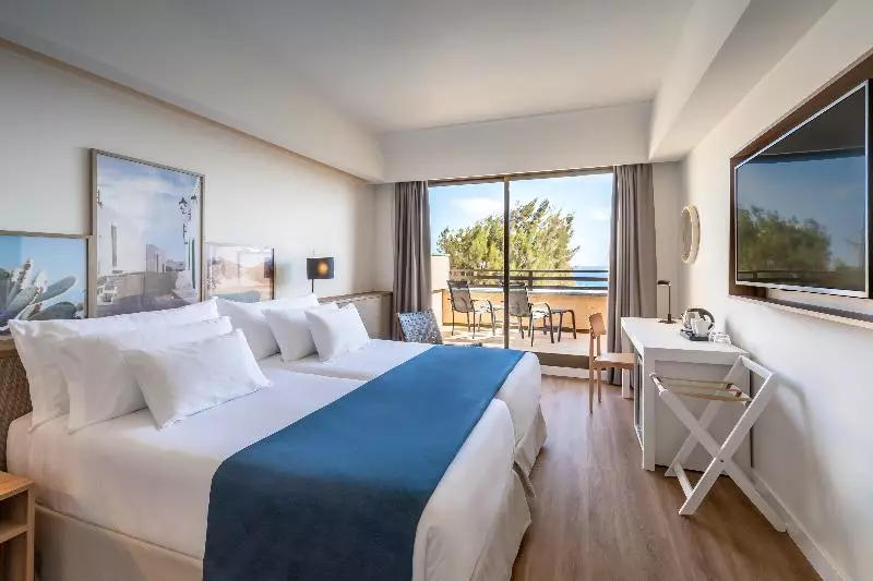 اتاق استاندارد با چشم‌انداز دریا, Barcelo Lanzarote Active Resort