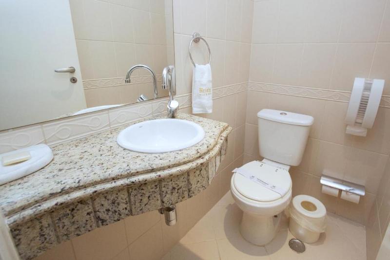 Quarto Deluxe, Bristol International Guarulhos