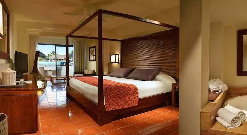 سوییت جونیور سوپریور, Catalonia Royal Bavaro - All Inclusive - Adults Only