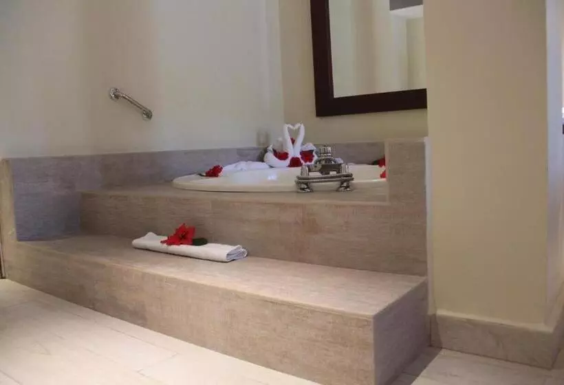 سوئیت جونیور پریمیوم, Catalonia Royal Bavaro - All Inclusive - Adults Only