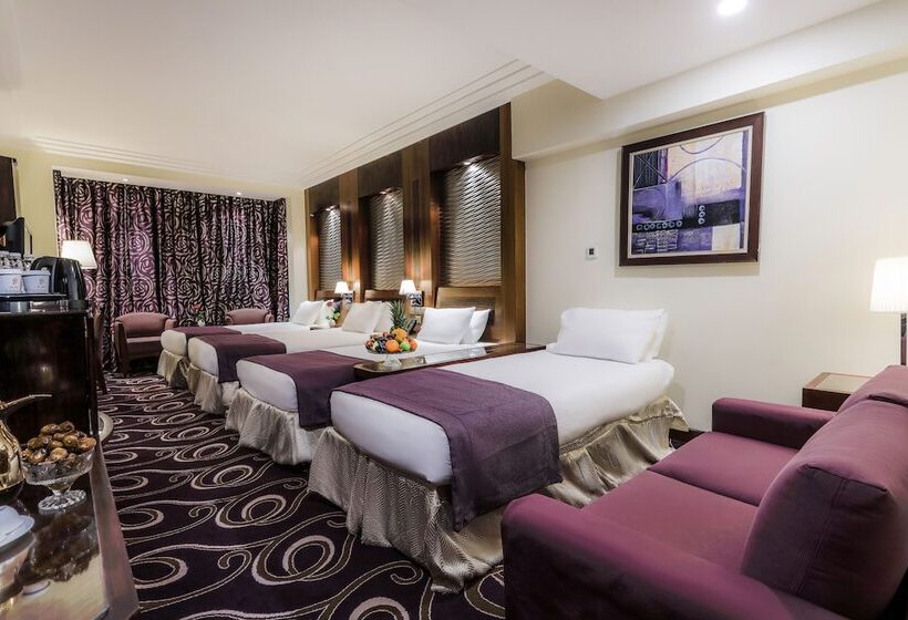 スタンダード4人部屋, Elaf Kinda