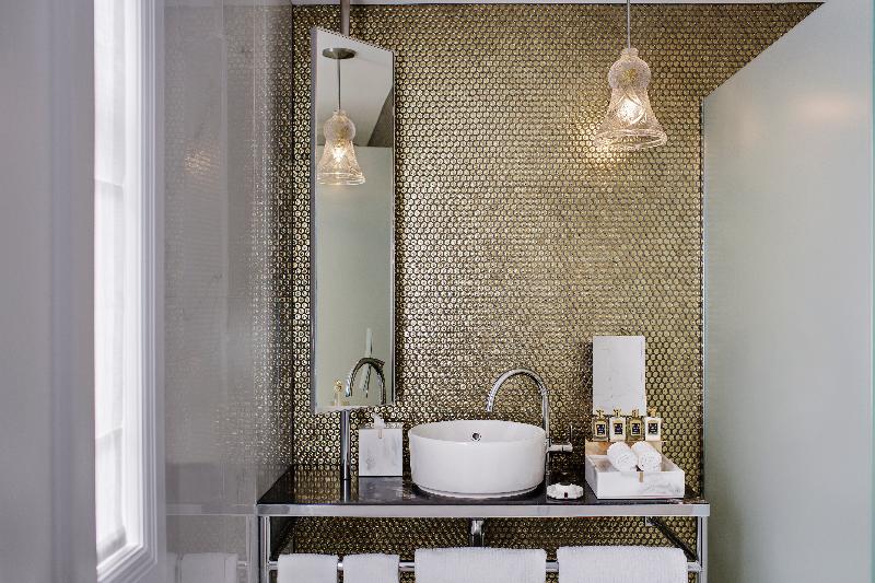 디럭스 룸 킹사이즈 침대, Fable Auckland, Mgallery