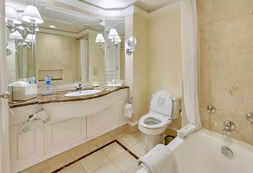 اتاق لوکس, Gran Mahakam