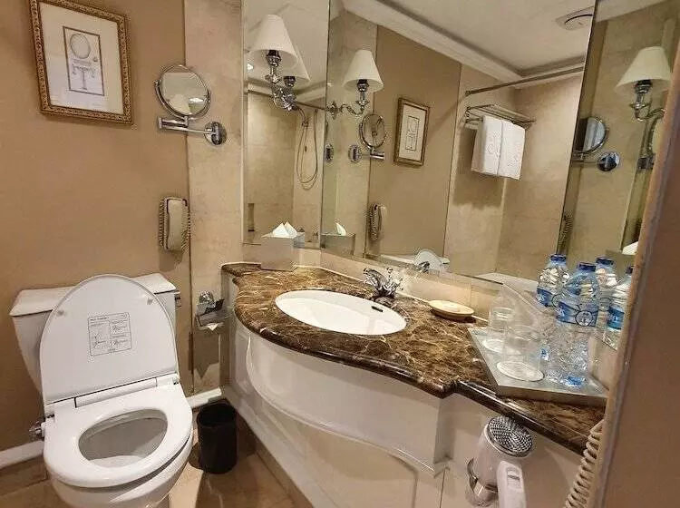 سوییت اجرایی, Gran Mahakam
