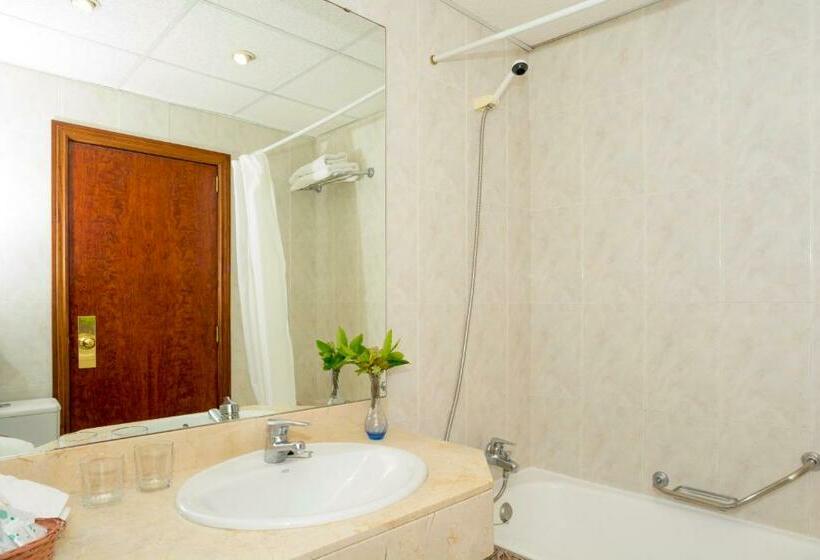 غرفة قياسية, Hsm Reina Del Mar