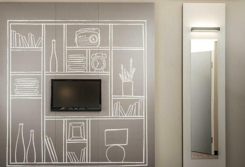 Номер Стандарт Двуспальная Кровать, Ibis Paris La Defense Courbevoie