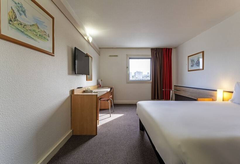 Номер Стандарт, Ibis Paris Pantin Eglise