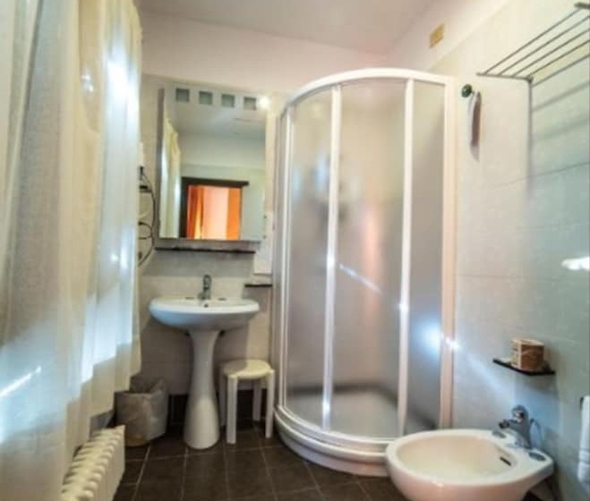 패밀리 룸, La Vecchia Cartiera