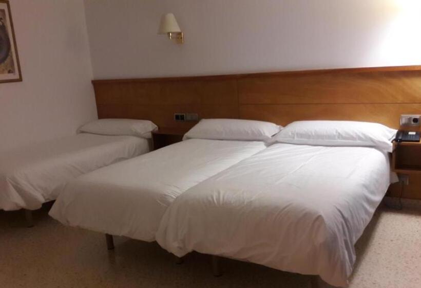 Номер Стандарт Трехместный, Octavia