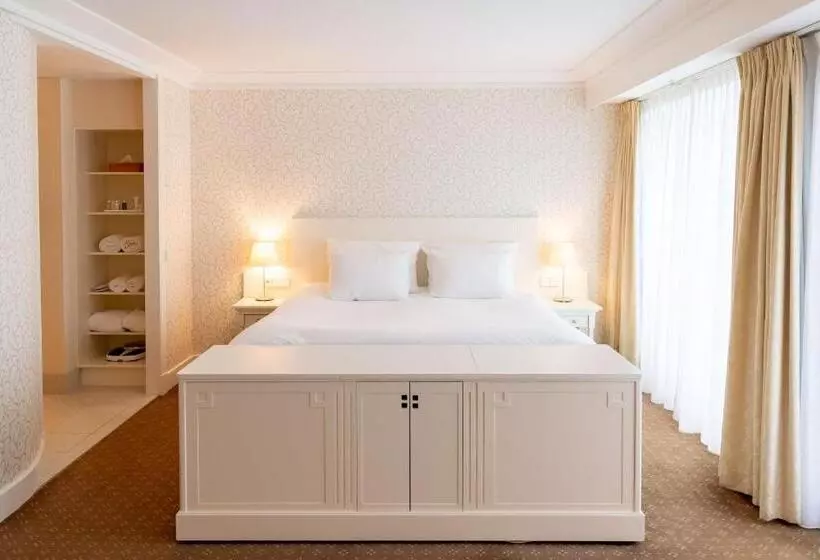 Suite with Hot Tub, Van Der Valk Palace Hotel Noordwijk