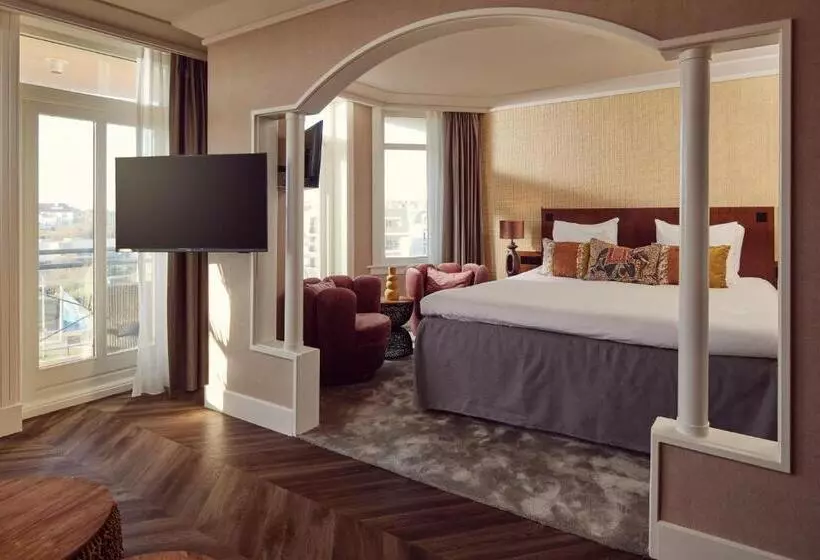 Suite with Balcony, Van Der Valk Palace Hotel Noordwijk