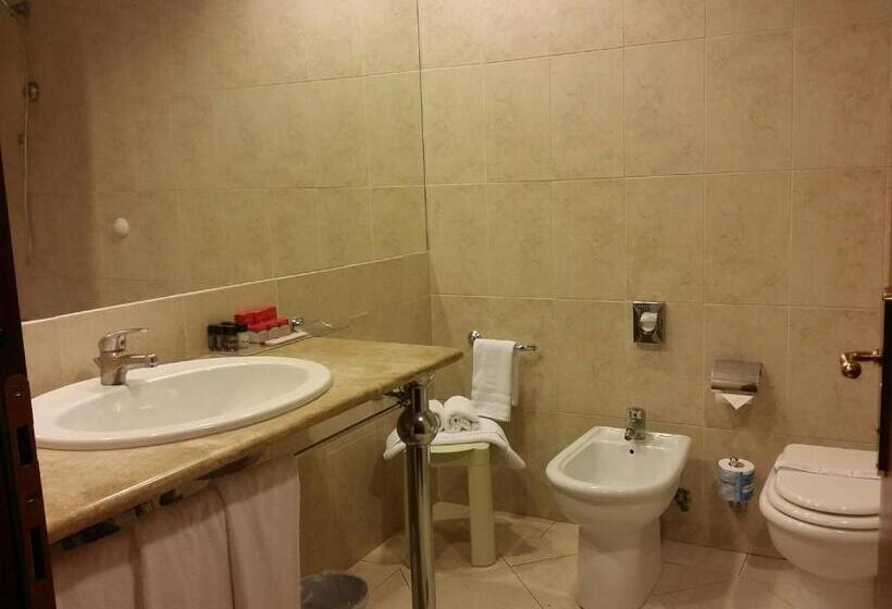 اتاق کلاسیک, Ramada By Wyndham Naples