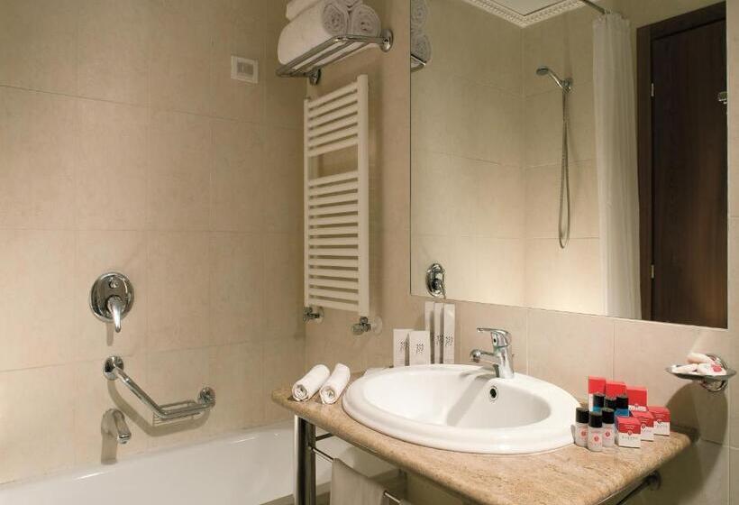 اتاق سوپریور, Ramada By Wyndham Naples