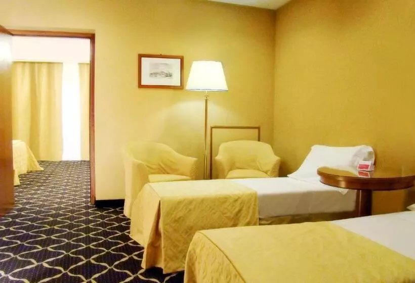 ファミリールーム, Ramada By Wyndham Naples